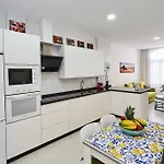 Casa Florence, Centrica En * Nerja
